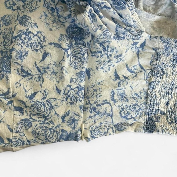Altar'd State Blue and White Floral Crop Top - Picture 6 of 8